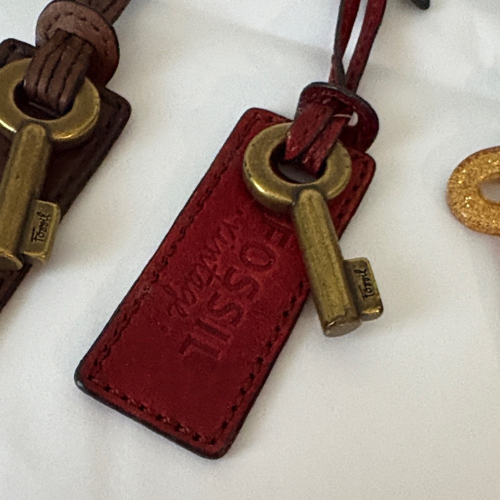 Lot of fossil fobs Brown and Red Leather Keychains with Gold Key Preowned - Picture 3 of 6